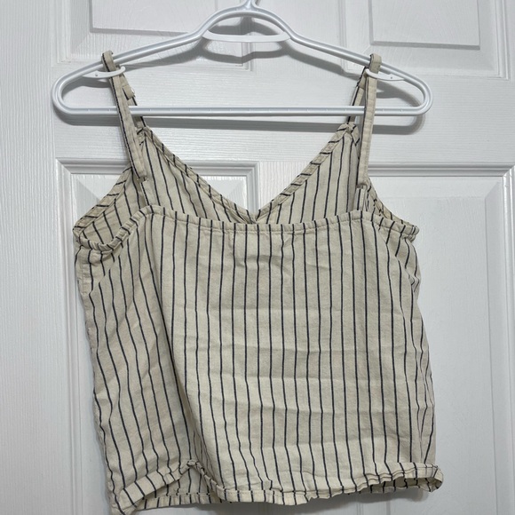 Womens tank top bundle - Picture 3 of 6